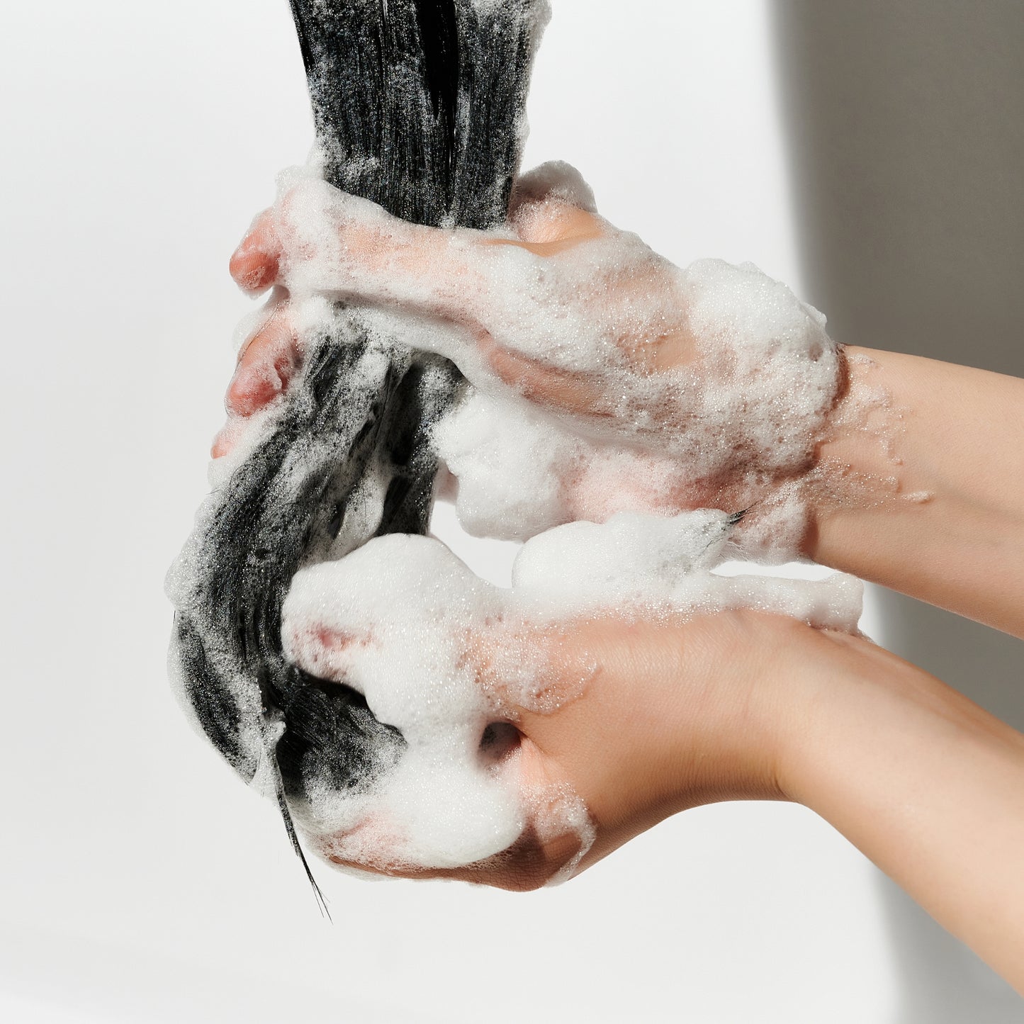 DR.CEURACLE Scalp DX Scaling Scampoo