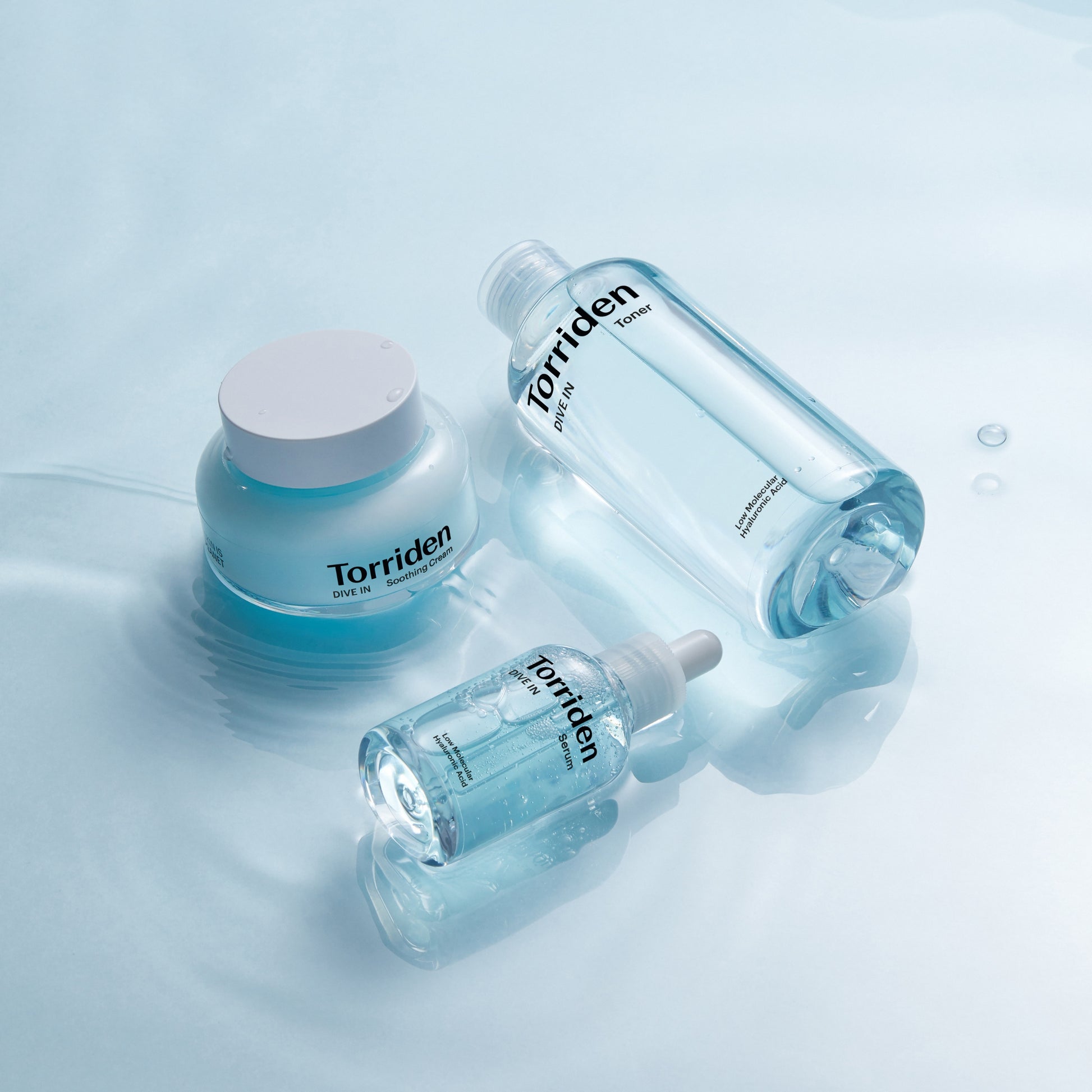 Torriden DIVE-IN Serum 50ml fuktighetsgivende og beroligende vegansk serum med 5 typer hyaluronsyre, panthenol og betaglukan, lett og raskt absorberende, gir glød og passer for sensitiv hud. Bundle