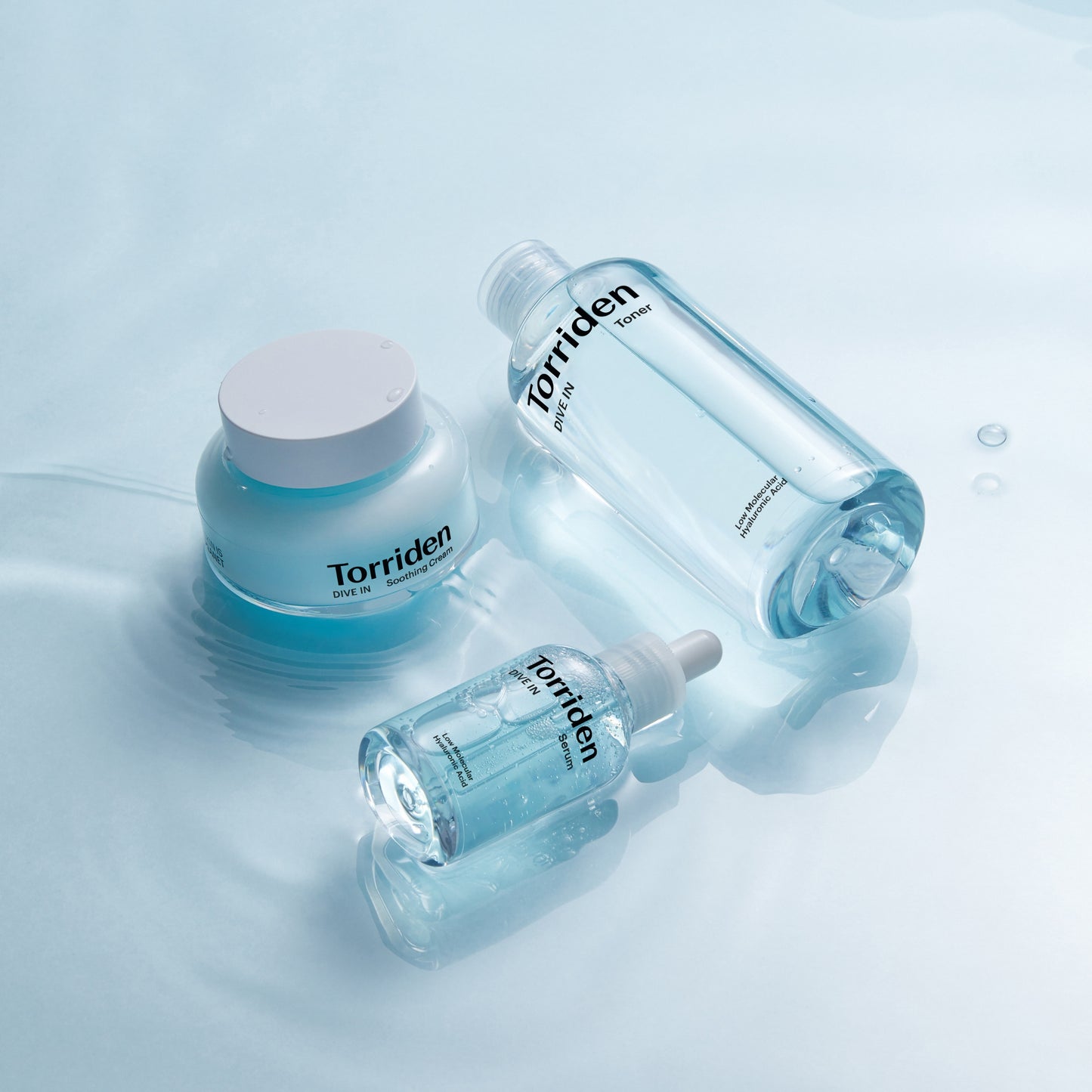 Torriden DIVE-IN Serum 50ml fuktighetsgivende og beroligende vegansk serum med 5 typer hyaluronsyre, panthenol og betaglukan, lett og raskt absorberende, gir glød og passer for sensitiv hud