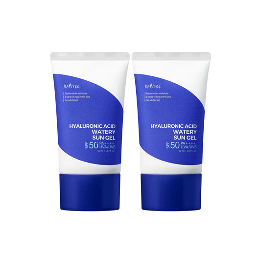 ISNTREE Hyaluronic Acid Watery Sun Gel er en lett og hurtigabsorberende solkrem som fukter, styrker og beroliger huden. Etterlater huden med naturlig glød uten hvit hinne og passer alle hudtyper inkludert sensitiv, tørr og normal hud. Inneholder hyaluronsyre for fukt, niacinamide som roer huden og ceramider som styrker hudbarrieren. 50ml. Bundle