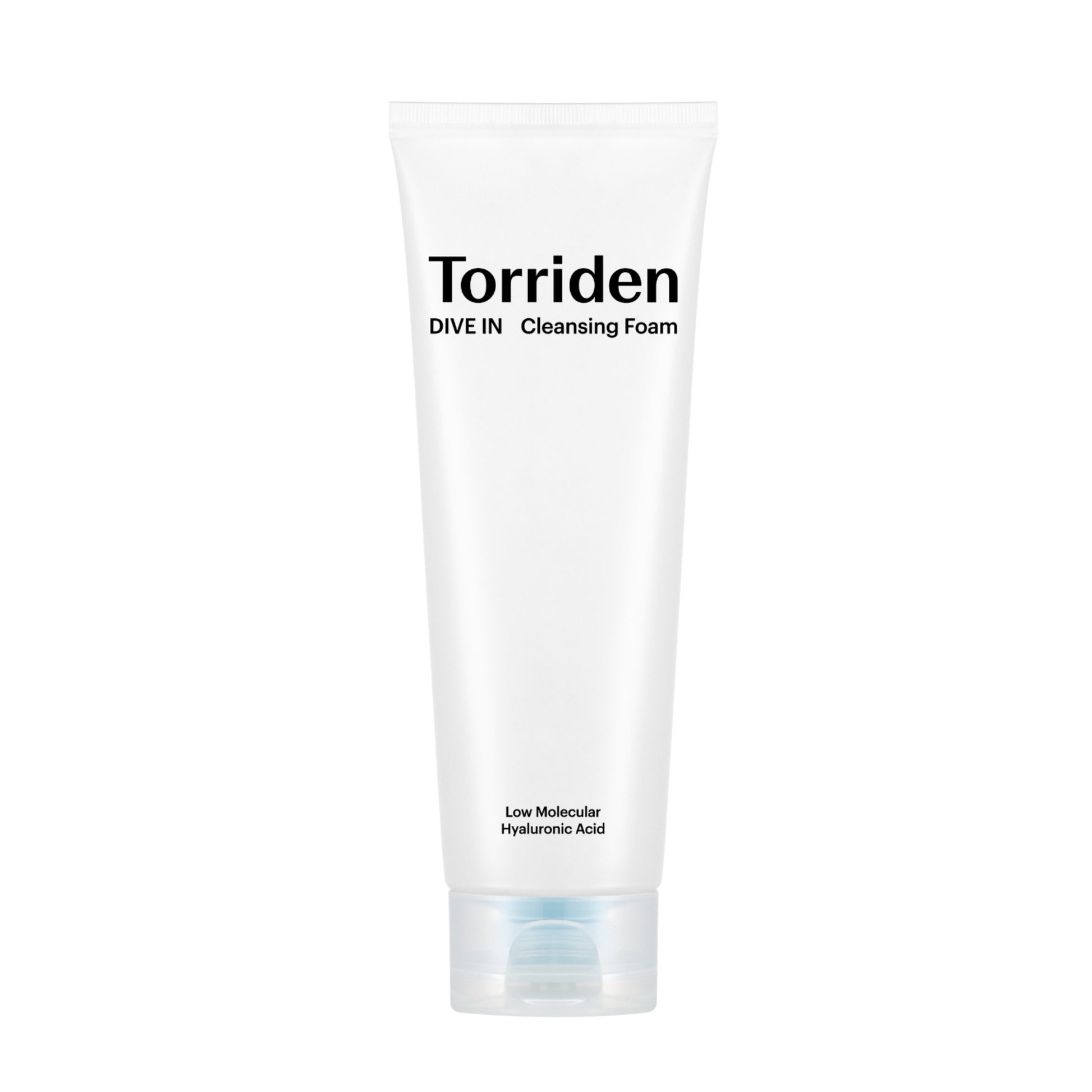 TORRIDEN DIVE IN Cleansing Foam er en skånsom vannbasert rens som rengjør effektivt uten å irritere eller strippe huden for fuktighet. Passer alle hudtyper inkludert sensitiv, spesielt tørr, normal og kombinert hud. Inneholder panthenol med pleiende egenskaper og åtte typer hyaluronsyre som tilfører fukt og mykgjør huden. Vegansk. 150 ml.